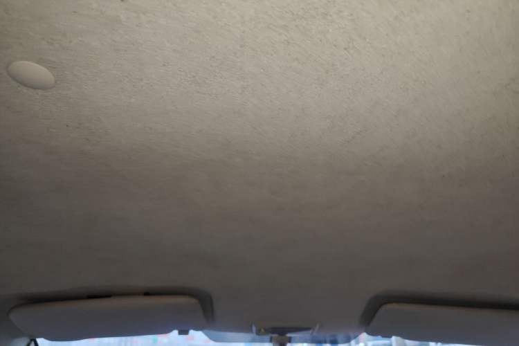 Used Zotye Z100 2013 1.0L Comfort Model
