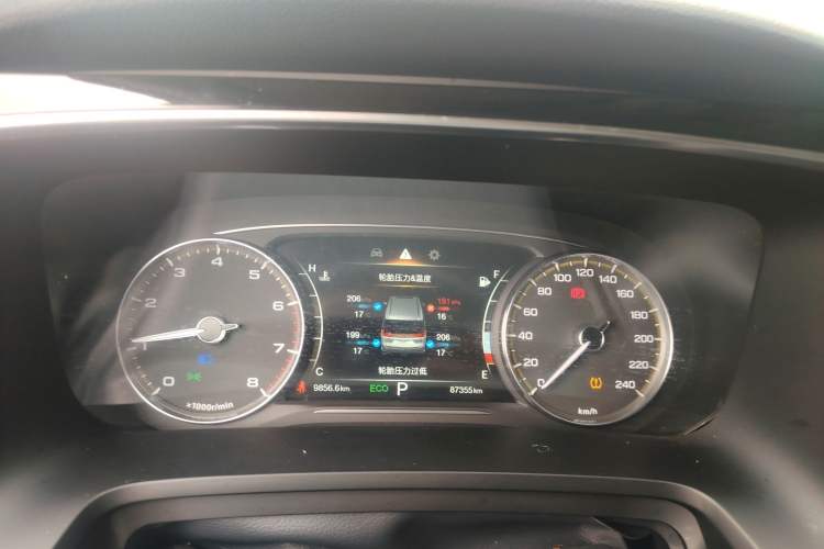 Used GAC Trumpchi M8 2021 Lingxiu Series 390T Deluxe Edition Instrument Cluster