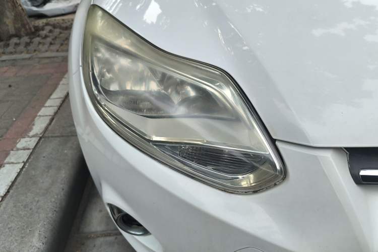 Used Ford Focus 2012 Hatchback 1.6L Automatic Fashion Edition
