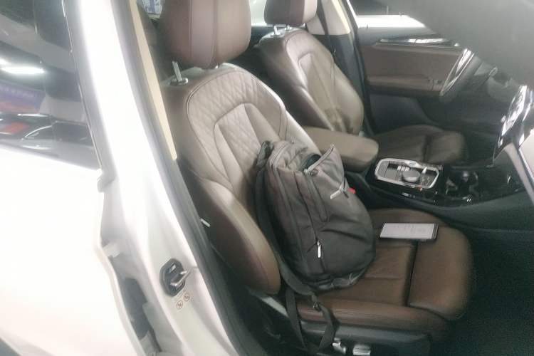 Used BMW iX3 2023 Leading Model
