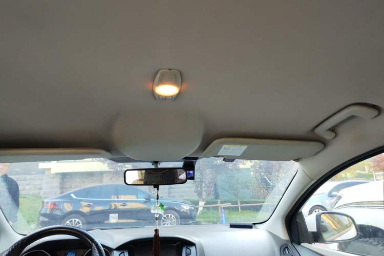 Used Ford Focus 2012 Sedan 1.6L Manual Comfort Model Headliner