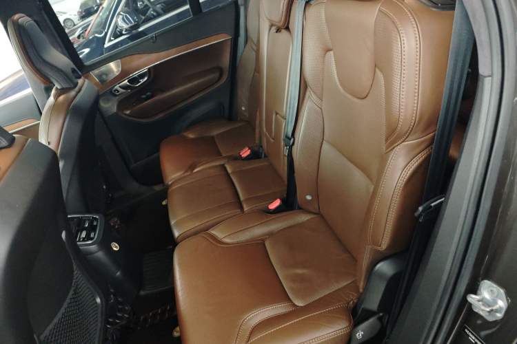 Used Volvo XC90 New Energy 2019 E-Drive Hybrid T8 Luxury Edition 7-Seater China V Standard