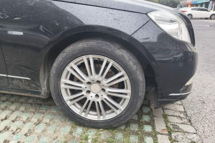 Used Mercedes-Benz E-Class 2010 E 200 CGI Elegant Model