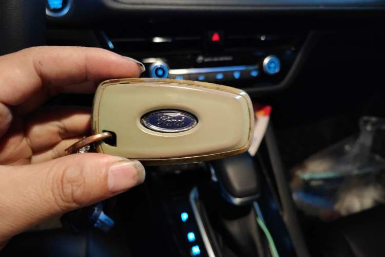 Used Ford Escort 2021 1.5L Automatic Diamond Edition
