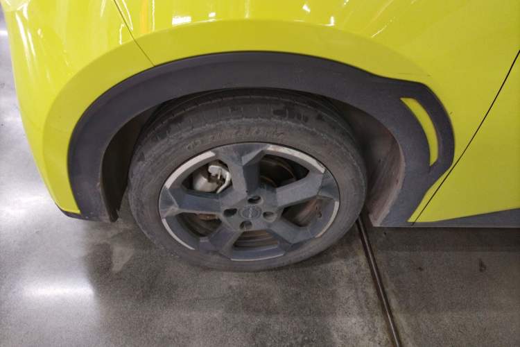 Used BYD Seagull 2023 Flying Edition Left Front Wheel Hub