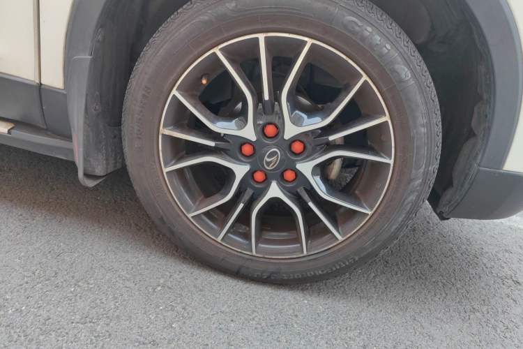 Used Soueast DX3 2018 1.5T CVT Flagship Edition Right Front Wheel Hub