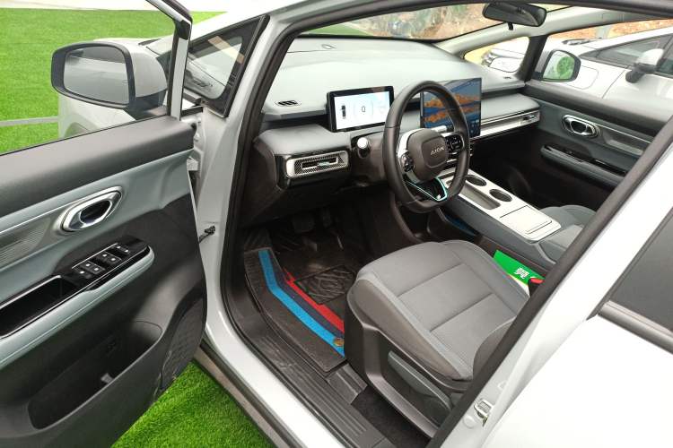 Used AION Y 2023 Plus 510 Enjoy Edition