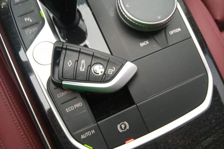 Used BMW 3 Series 2021 Second Facelift 325Li M Sport Package