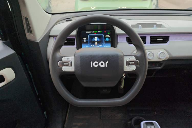 Used Chery QQ Ice Cream 2022 170km Sundae Phosphate Lithium-Ion Steering Wheel