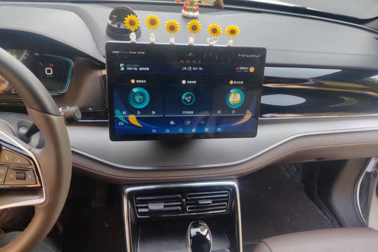 Used BYD Tang 2021 2.0T Automatic Flagship Edition Audio And AC Panel