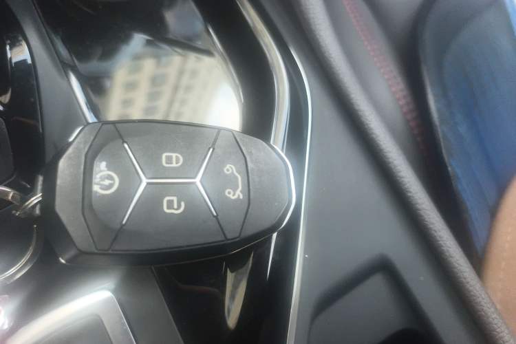 Used Lynk & Co 02 2020 1.5T DCT Two-Wheel Drive Zhaopu Version Vehicle Key