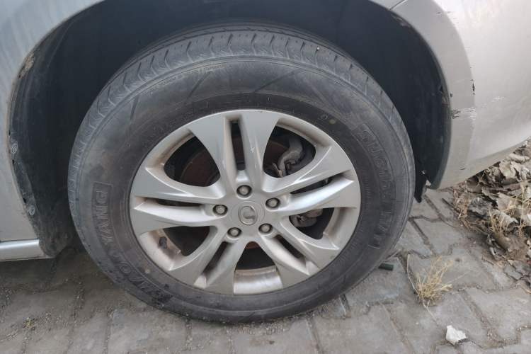 Used Haval H6 2011 2.0L Manual Two-Wheel Drive Elite Version