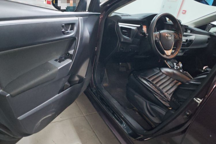 Used Toyota Levin 2016 Dual-Engine 1.8H GS E-CVT Elite Model with Sunroof Driver Seat