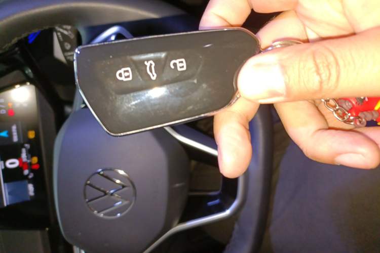 Used Volkswagen ID.6 CROZZ 2022 Long-Range PRO Edition
