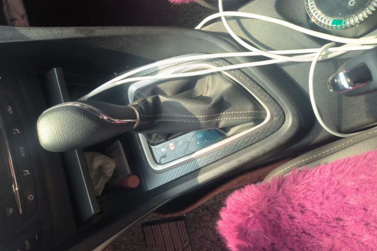 Used Buick GT 2019 18T Automatic Connected Elite Model China V Standard Gear Lever