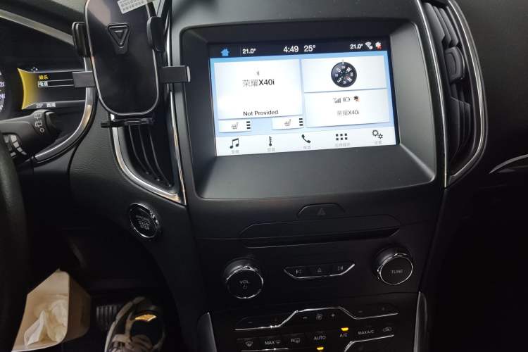 Used Ford Edge 2018 EcoBoost 245 Two-Wheel-Drive Titanium 7-Seater China V Standard Audio And AC Panel