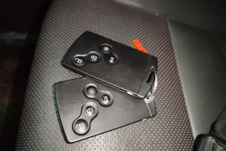 Used Renault Koleos 2014 2.5L 4x4 Sportway Edition