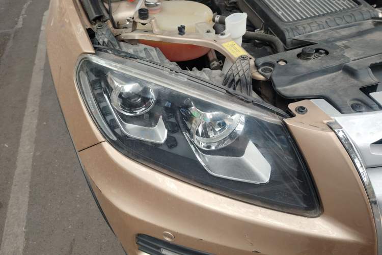 Used Yema T70 2016 Upgraded Model 1.5T Manual Luxury Version
