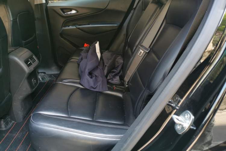 Used Chevrolet Equinox 2019 535T Automatic Lingjie Edition China VI Standard Left Rear Seat