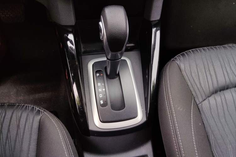 Used Ford EcoSport 2013 1.5L Automatic Prestige Model Gear Lever