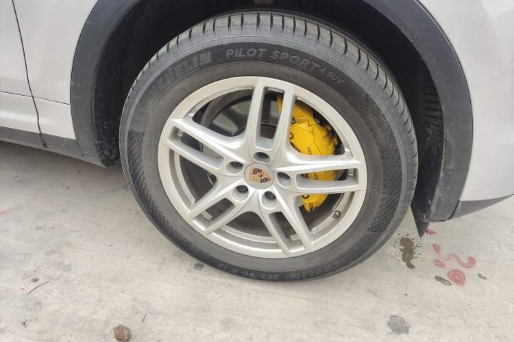 Used Porsche Cayenne 2014 Cayenne Platinum Edition 3.0T