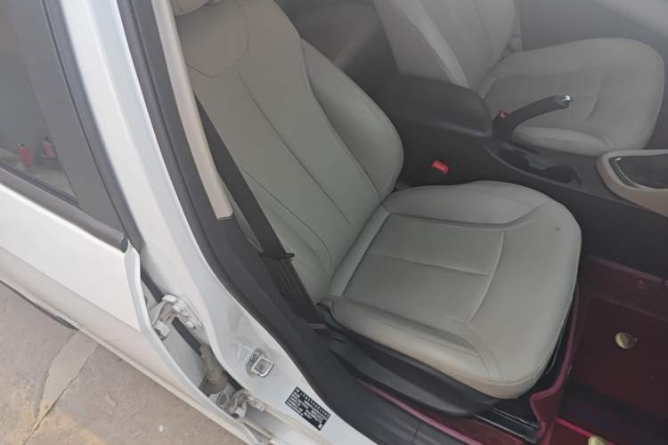 Used Buick GT 2021 Exemplar 1.5L Automatic Elite Version Right Front Seat