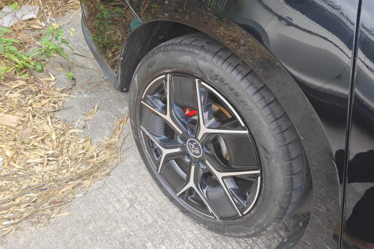 Used BYD Han 2022 DM-i 242km Flagship Model Exterior 3