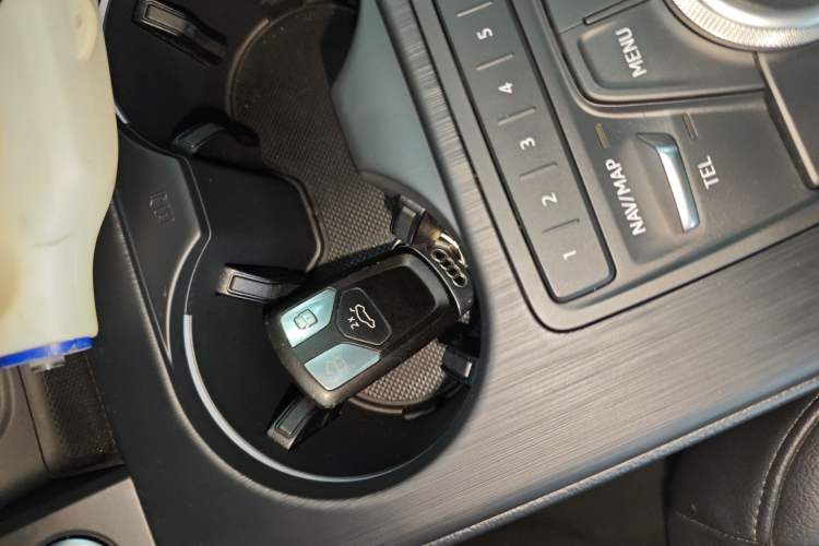 Used Audi A5 2020 Coupe 40 TFSI Fashion Edition China VI Emission Standard