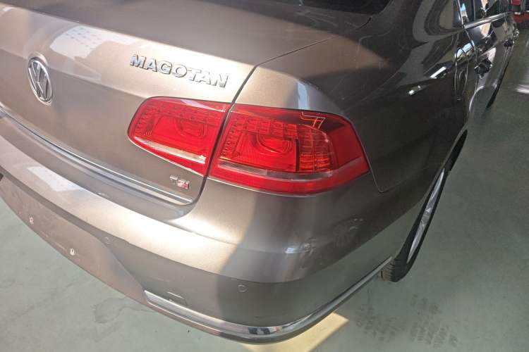 Used Volkswagen Magotan 2016 1.8TSI Smart Comfort Model
