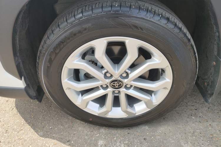 Used Toyota FRONTLANDER 2024 2.0L CVT Elite Plus Edition Left Front Wheel Hub