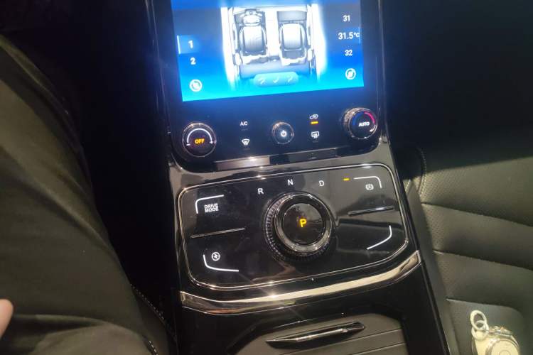 Used NETA U 2023 Neta U-Ⅱ Challenge Edition 400 LFP Gear Lever