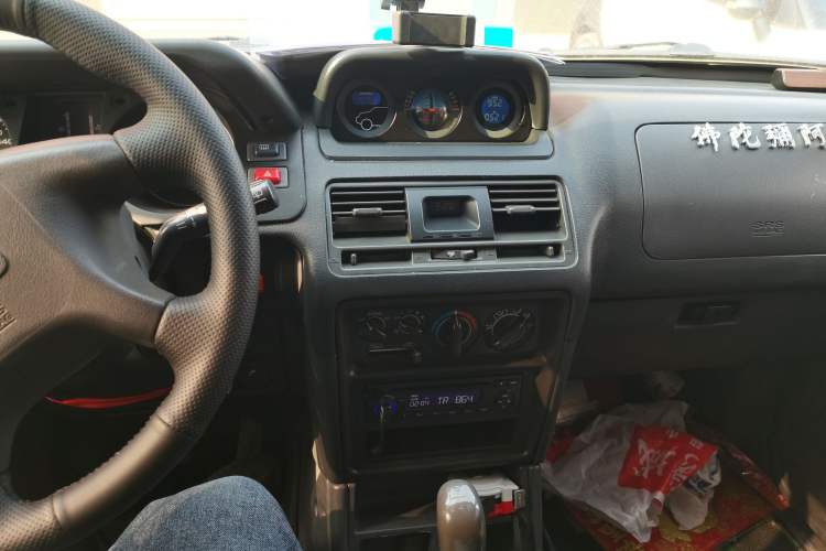 Used Leopaard Heijingang 2013 2.2L Manual Two-Wheel Drive Standard Version
