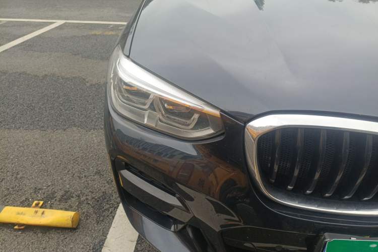 Used BMW X3 2021 xDrive30i Luxury Model with M Sport Package Right Front Headlight