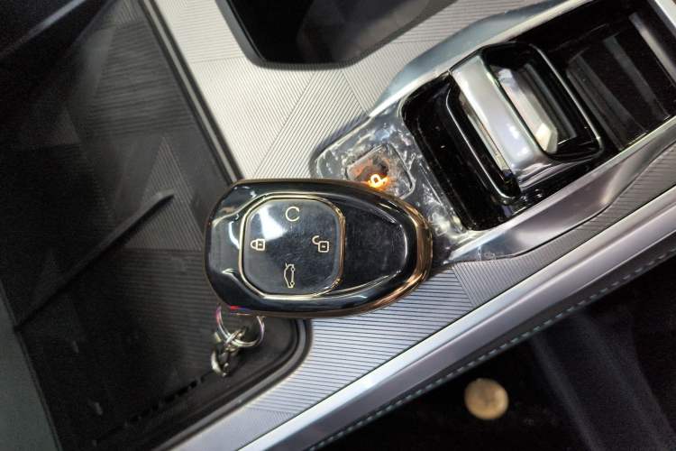 Used GAC Trumpchi GS3 2023 Shadow Speed 270T Dynamic Intelligence Edition Vehicle Key