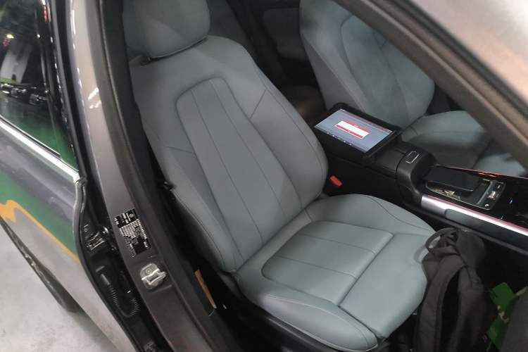 Used Mercedes-Benz EQB 2025 EQB 260