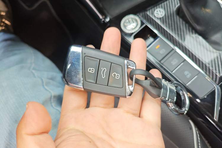 Used Volkswagen Passat 2024 380TSI Dragon Glory Edition Vehicle Key