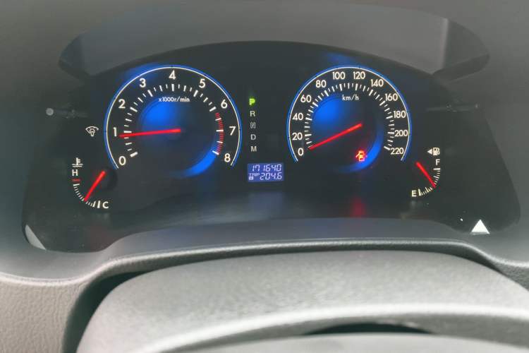 Used Mazda 8 2013 2.5L Ultimate Edition Odometer Close Up