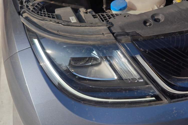 Used BYD Dolphin 2023 420 km Fashion Edition Right Front Headlight