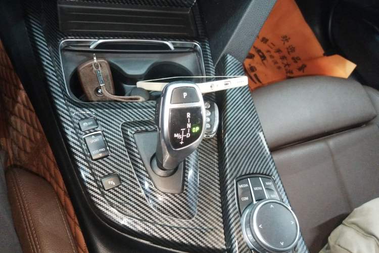 Used BMW 3 Series 2019 320Li M Sport Night Edition Gear Lever