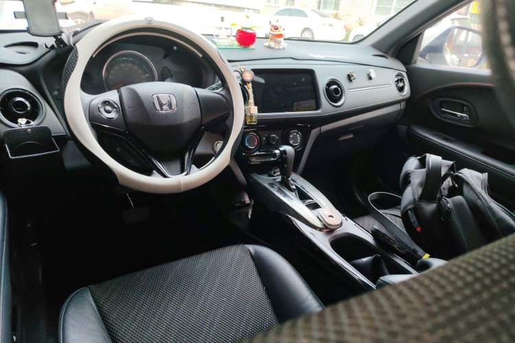 Used Honda XR-V 2017 1.8L EXi CVT Comfort Version Center Console