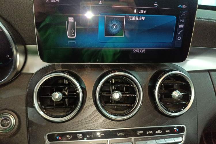 Used Mercedes-Benz C-Class 2019 Restyled C 260 L Sport Edition Audio And AC Panel