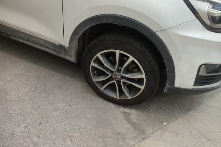 Used Hanteng X5 2018 1.5T Manual Luxury Edition