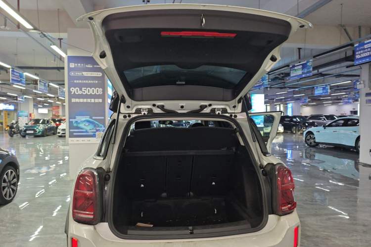 Used MINI Countryman 2023 Updated 1.5T COOPER ALL4 Connoisseur