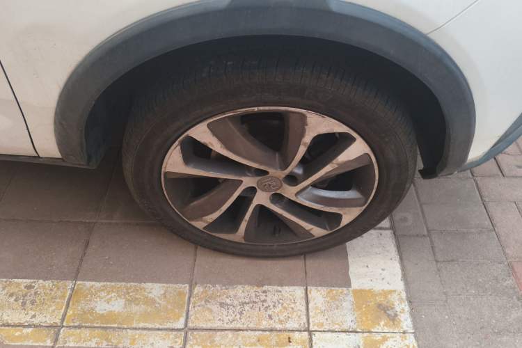 Used BYD Yuan 2017 1.5L Automatic Cool & Connected Model
