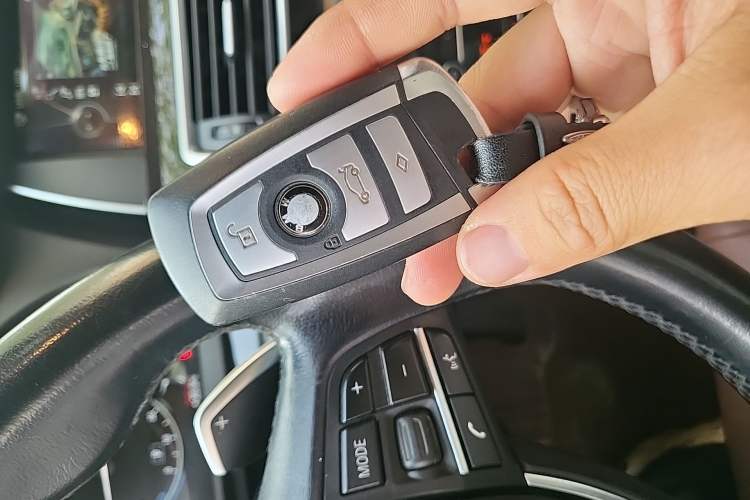 Used BMW 5 Series GT 2014 535i Leading Model