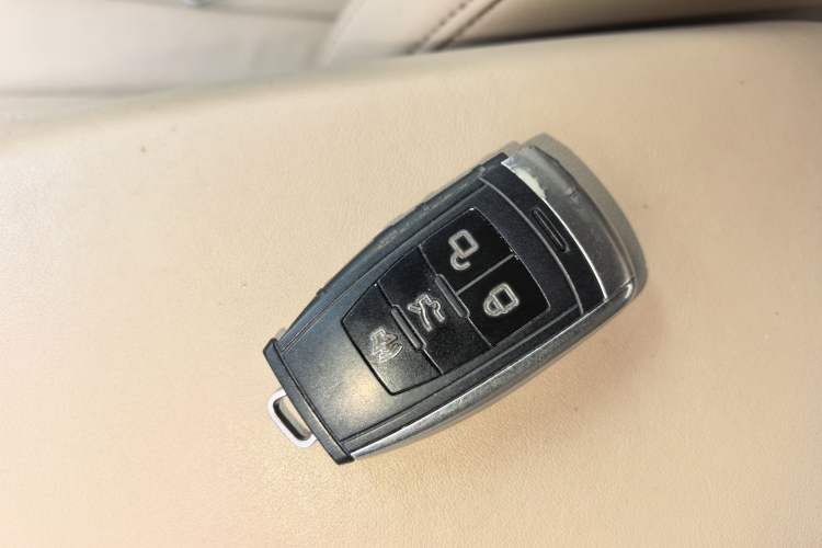 Used BAIC Senova D70 2013 2.3T Elite Edition
