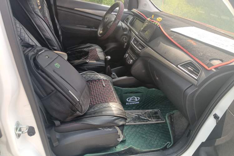 Used CHANGAN KAICHENG Oushang A600 2020 1.5L Manual Entrepreneurial Model
