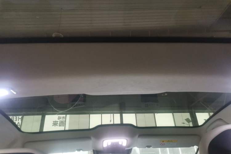 Used Yuanhang Y6 2023 620 km All-Wheel Drive Premium Edition
