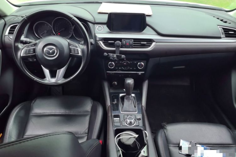 Used Mazda Atenza 2017 2.0L Blue Sky Luxury Edition Center Console