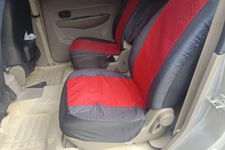 Used Wuling Hongguang 2014 1.2L Standard Model China IV